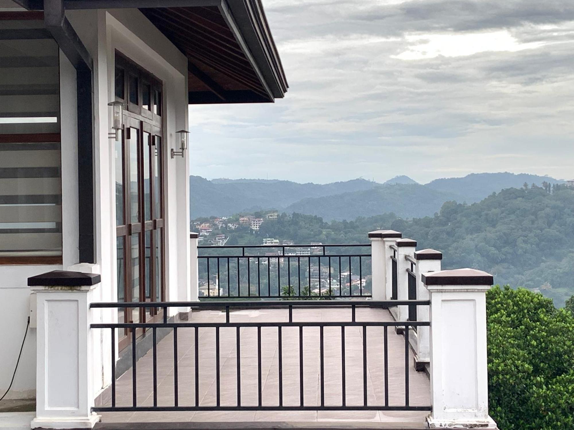 Golden King Residence Kandy Exterior foto