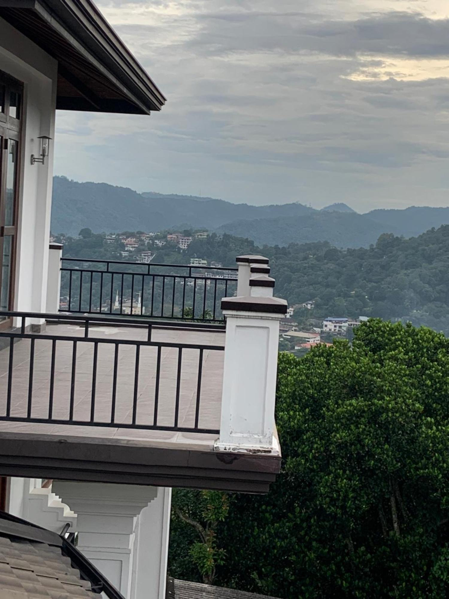 Golden King Residence Kandy Exterior foto